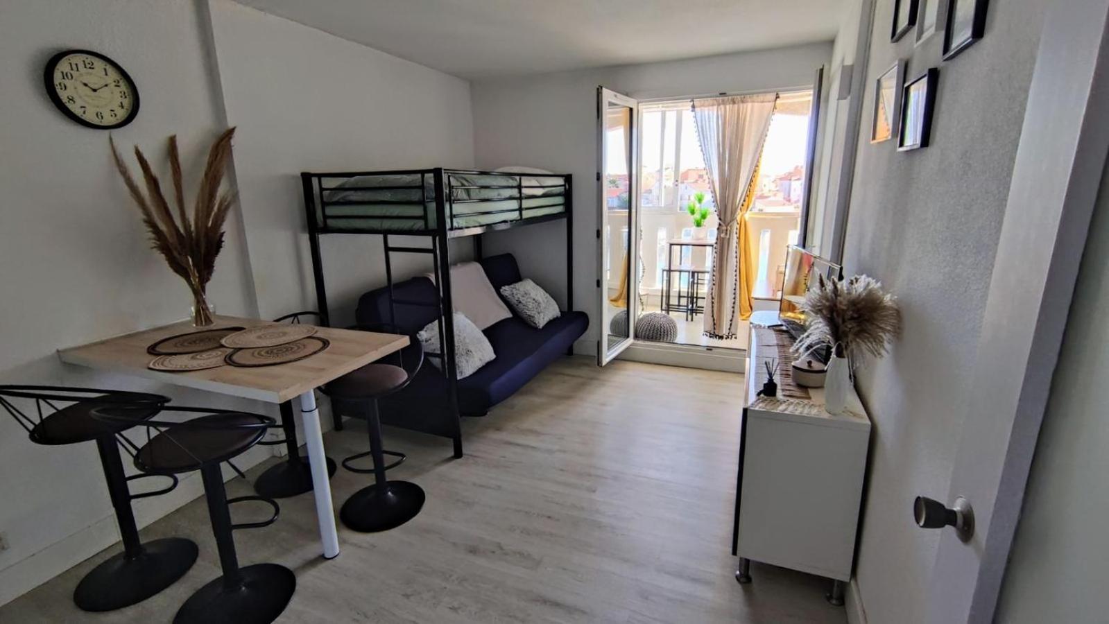 Studio Avec Vue Sublime Sur L'Etang Et Les Montagnes Catalanes Le Barcares Exterior photo